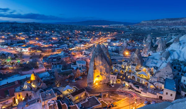 Stad tussen rotsen in Cappadocië — Stockfoto