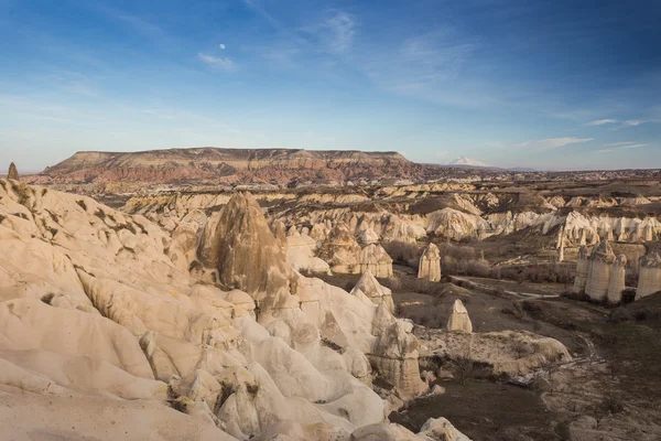 Wunderschöne Landschaft von Kappadokien in der Türkei — Stockfoto