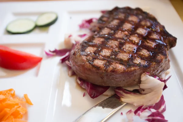 Roasted meat with vegetables — Stock Photo, Image