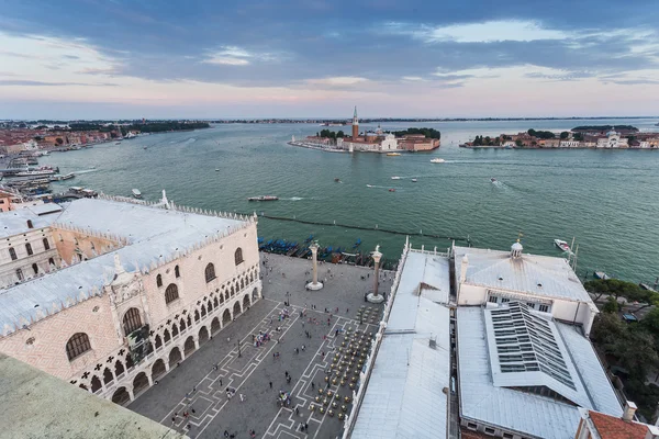 Venecia, Italia y día soleado — Foto de Stock