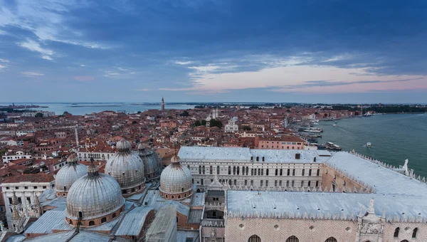 Venecia, Italia y día soleado — Foto de Stock