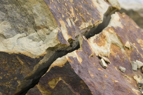 Kırık ve kırık kuvarsit rock doku