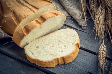 Taze ekmek ile spikelets buğday