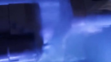 Değirmen makinesi diş şeklini alır.