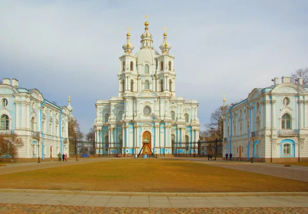Σμόλνι καθεδρικός ναός στην Αγία Πετρούπολη — Φωτογραφία Αρχείου
