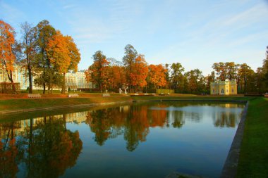 Tsarskoye Selo 'da sonbahar sabahı
