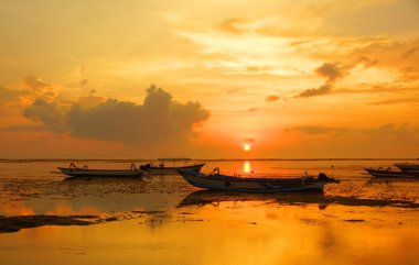 Güney sabahında Bali adasında