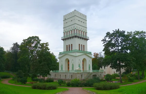 Witte toren in Tsarskoje Selo — Stockfoto