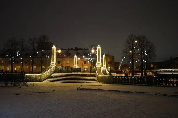 Зимовий Сніговий Ранок Новорічні Електричні Прикраси Центрі Міста Семімост — стокове фото