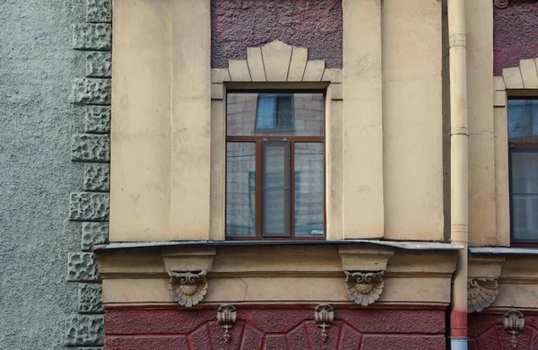Fragmento Fachada Com Varanda Edifício Residencial Estilo Art Nouveau Uma — Fotografia de Stock