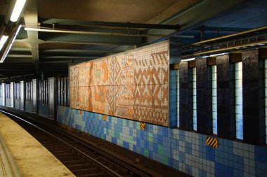 Stockholm 'deki Gamisa Stan metro istasyonunun bir parçası.
