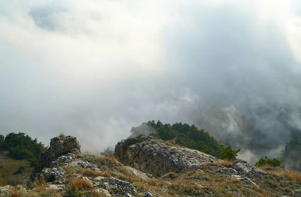 Bela Natureza Noite Quente Outono Uma Caminhada Fascinante Montanha — Fotografia de Stock