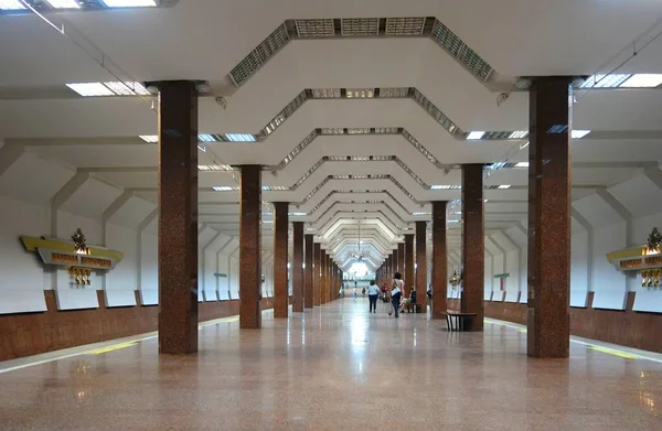 Fragmento Del Interior Estación Metro Marshala Pokryshkina Novosibirsk — Foto de Stock