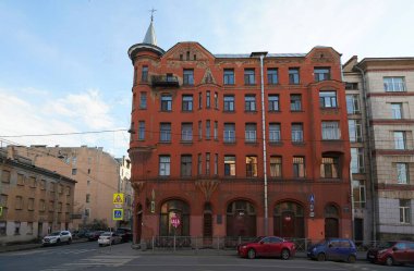 Art Nouveau stilinde ön cephenin mimari dekorasyonu, Kherson 13