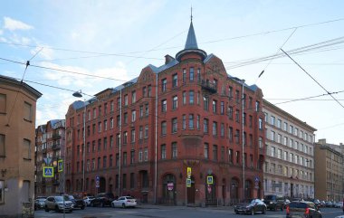 Art Nouveau stilinde ön cephenin mimari dekorasyonu, Kherson 13