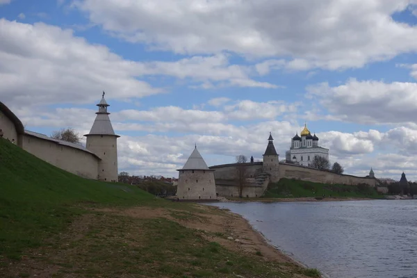 Que Matin Calme Promener Autour Délicieux Kremlin Pskov — Photo