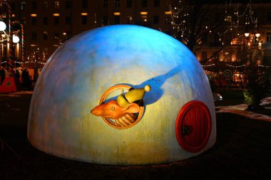 Şehrin Yeni Yıl ve Noel elektrik dekorasyonları, Manezhnaya Meydanı