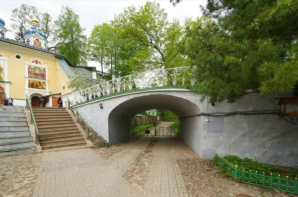 Maggio Gita Monastero Santa Dormizione Pskov Pechersky — Foto Stock