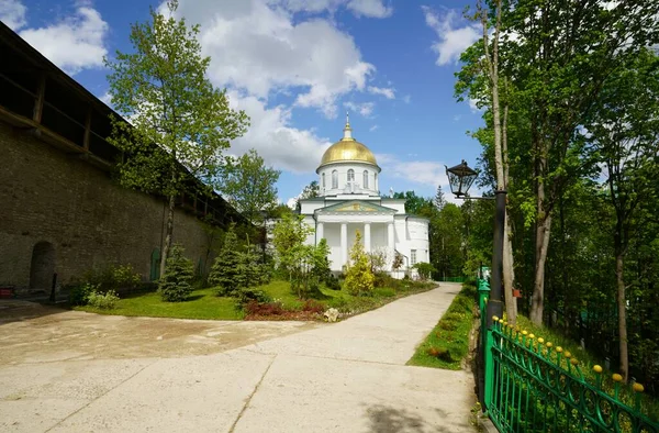 Pode Viajar Para Santa Dormição Mosteiro Pskov Pechersky — Fotografia de Stock