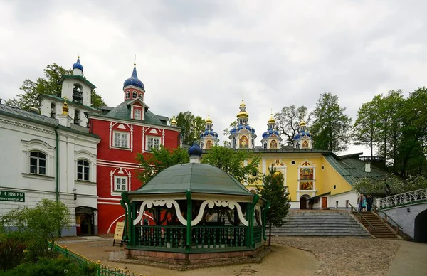 May Trip Holy Dormition Pskov Pechersky Monastery — Stock Photo, Image