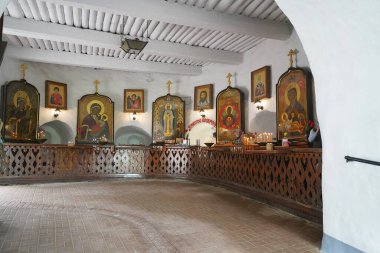 Kutsal Koğuş Pskov-Pechersky Manastırı 'na yolculuk