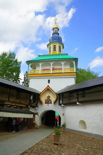 Maggio Gita Monastero Santa Dormizione Pskov Pechersky — Foto Stock