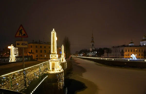 Новогодние Рождественские Украшения Города Semimost — стоковое фото