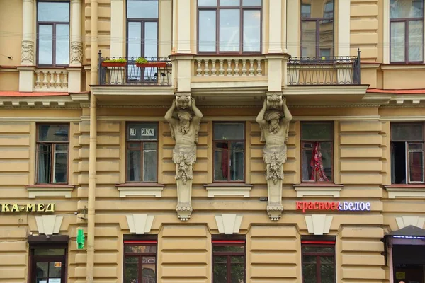 Teplý Letní Večer Procházka Nábřeží Griboyedovského Průplavu Fragment Fasády Historické — Stock fotografie