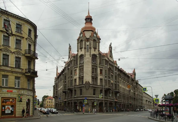 Una Cálida Tarde Verano Paseo Por Calle Sadovaya Edificios Históricos —  Fotos de Stock