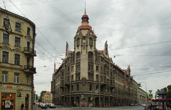 Una Cálida Tarde Verano Paseo Por Calle Sadovaya Edificios Históricos —  Fotos de Stock