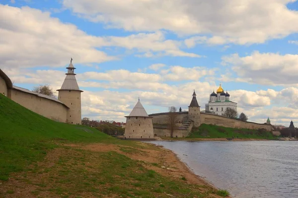 Monumento História Arquitetura Pskov Kremlin — Fotografia de Stock