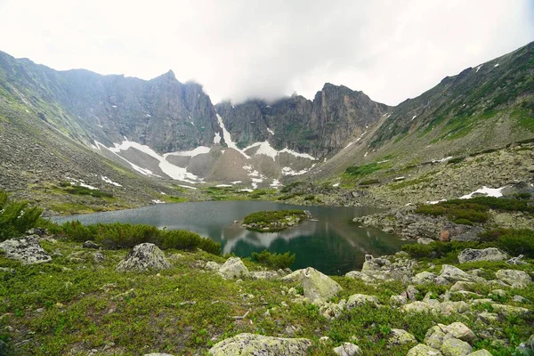 Nyári Kirándulás Legszebb Természeti Helyek Buryatia Megáll Egy Hegyi — Stock Fotó