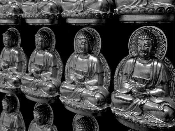 Kínai buddha szobor, a fekete-fehér — Stock Fotó