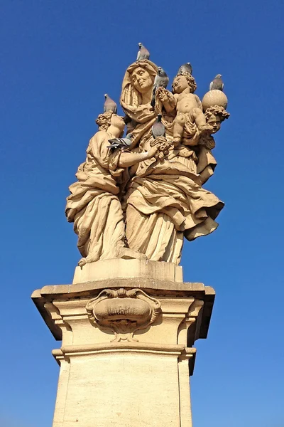Estatua de Santa Ana — Foto de Stock