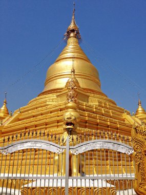  Kuthodaw Pagoda anıt, Burma ' (Myanmar bulunan bir Budist stupa olduğunu)