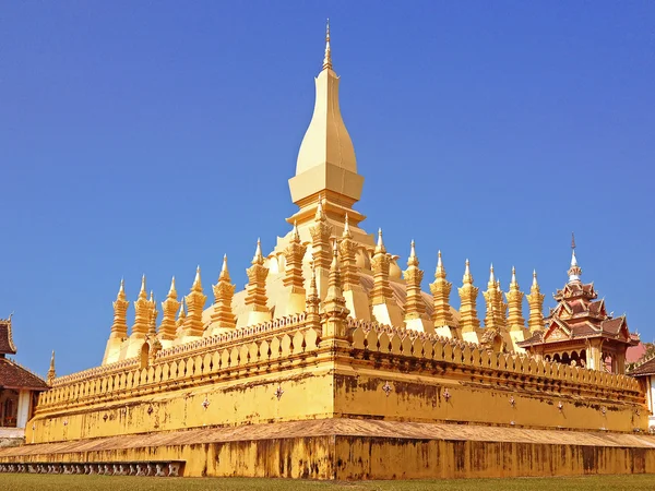 Wat Pha-That Luang (Национальный храм Лаоса), Вьентьян, Лаос . — стоковое фото
