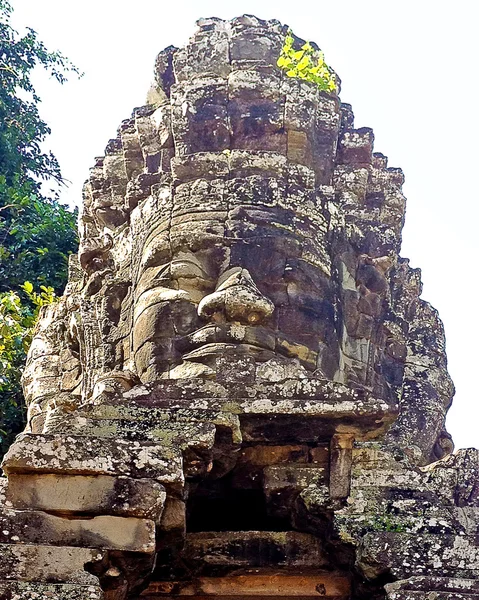 Estatua de Bayon Temple Angkor Thom, Camboya. Antiguo Khmer. —  Fotos de Stock