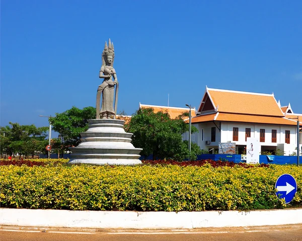 Socha ve městě Siem Reap, Kambodža — Stock fotografie