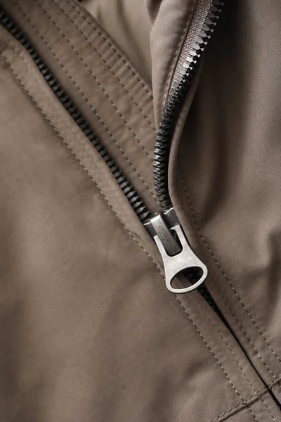 Bir fermuar torbasının yakın çekimi.