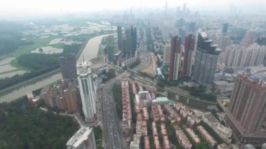 Dumanlı hava altında bir manzarası havadan görünümü-Shenzhen, Çin