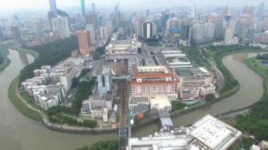 Shenzhen, Lo Wu, Çin dumanlı hava altında bir manzarası havadan görünümü