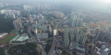 Smokey Hong Kong manzarası havadan görünümü