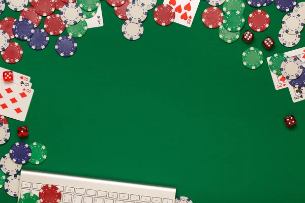 Casino chips and cards — Stock Photo, Image