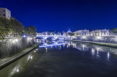 Gece Lungotevere