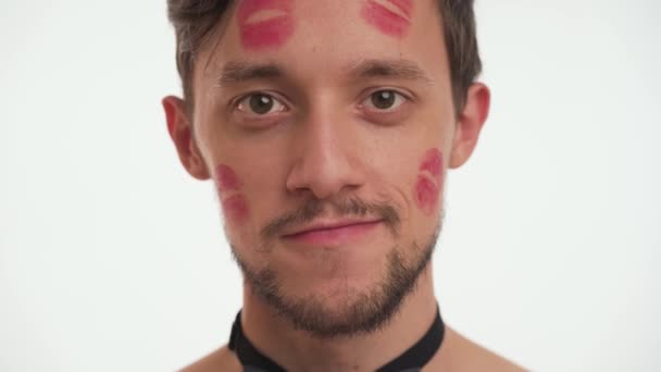 Primer Plano Retrato Joven Hermosa Sonriente Europeo Casanova Hombre Años — Vídeo de stock