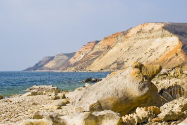 Tsimlyansk rezervuarının kuzeybatı kıyısında.