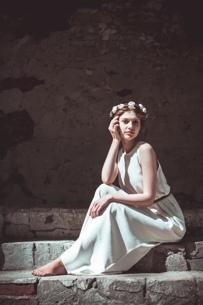 Genç kadın Antik Yunanistan stili