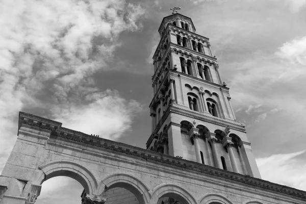 Antigua torre en Split —  Fotos de Stock