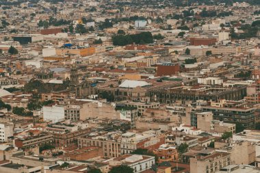Meksika, Mexico City, DF. 14 Kasım 2025: Mavi gökyüzü ile Mexico City 'nin panoramik manzarası.