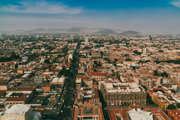 Meksika, Mexico City, DF. 14 Kasım 2025: Mexico City 'nin kentsel ve panoramik manzarası.